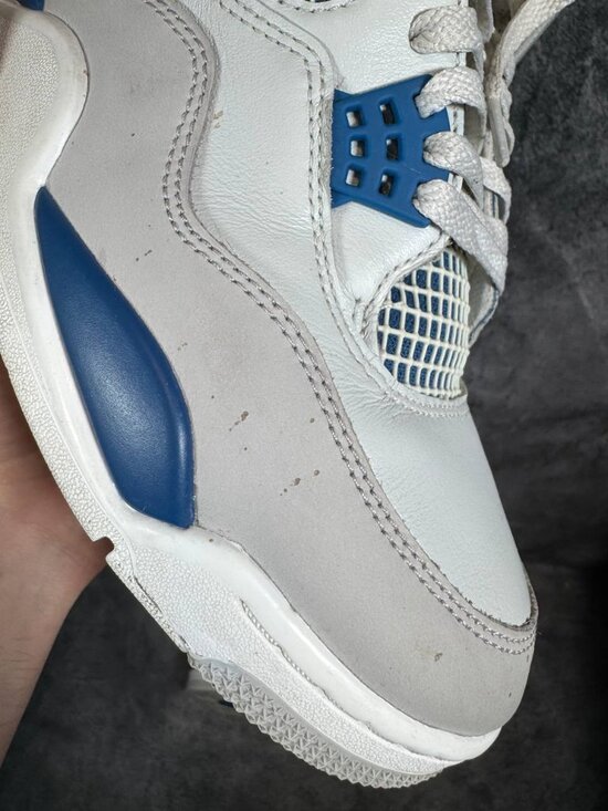 Size 11.5 | Jordan 4 Military Blue With Box | Pre-Owned main image 6